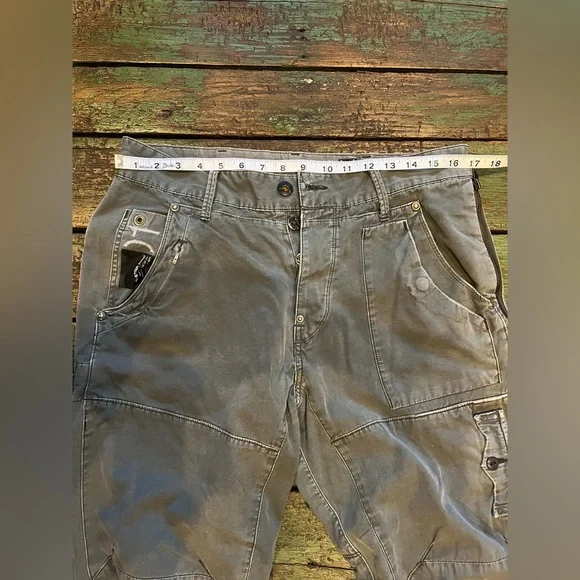 G-Star regular fit. Size: 34x32 - Picture 5 of 5